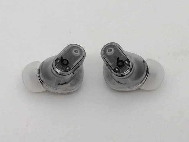 【中古】beats by dr.dre Beats Studio Buds + MQLK3PA/A [トランスペアレント]【なんば】保証期間１ヶ月【ランクA】