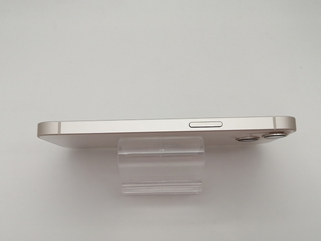 【中古】Apple docomo 【SIMフリー】 iPhone 13 128GB スターライト MLND3J/A【なんば】保証期間１ヶ月【ランクC】_3