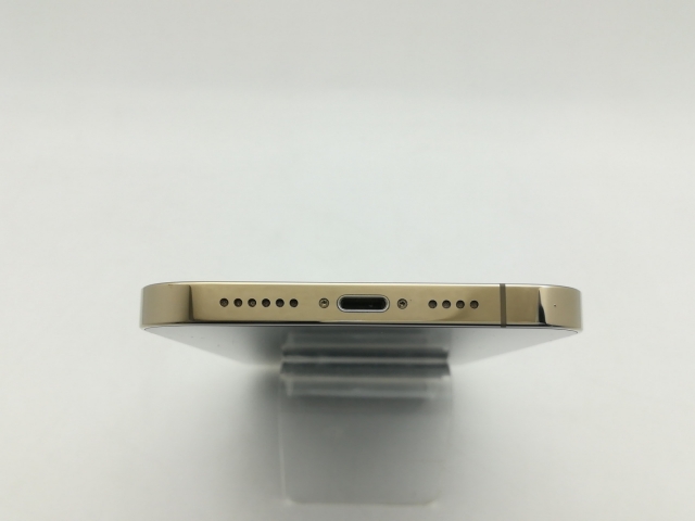 【中古】Apple au 【SIMロック解除済み】 iPhone 12 Pro Max 128GB ゴールド MGCW3J/A【神戸】保証期間１ヶ月【ランクC】_4