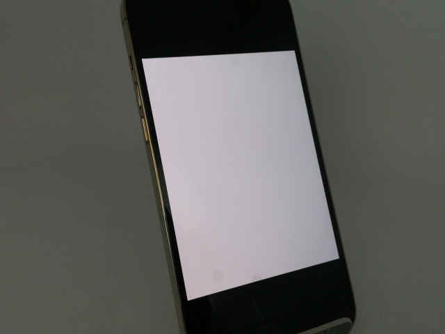 【中古】Apple au 【SIMロック解除済み】 iPhone 12 Pro Max 128GB ゴールド MGCW3J/A【神戸】保証期間１ヶ月【ランクC】_9
