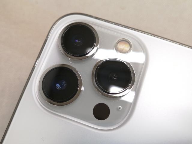 【中古】【赤ロム保証あり】Apple au 【SIMフリー】 iPhone 13 Pro 128GB シルバー MLUF3J/A【仙台駅東口】保証期間１ヶ月【ランクA】_6