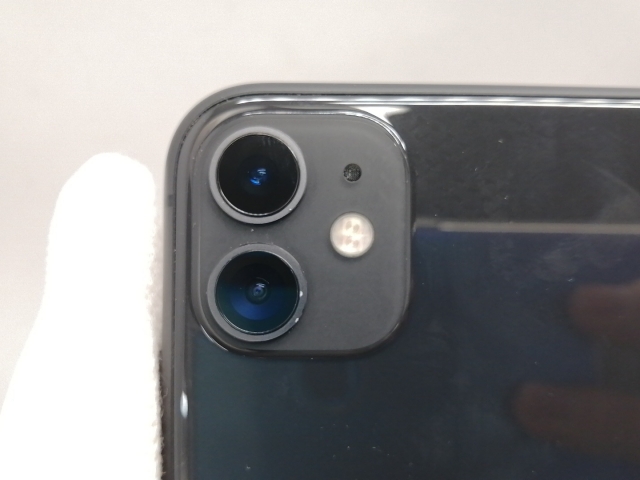 au MWM02J/A iPhone 11 128GB ブラック au