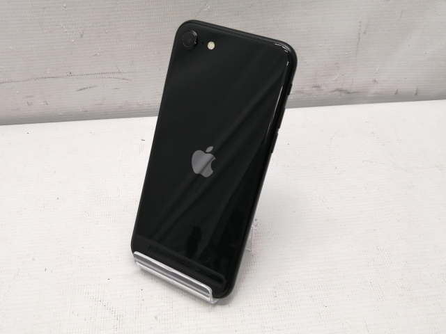 Apple iPhone se2 64gbブラック 本体 Apple iPhone SE(第2世代) 64GB ブラック 中古】Apple docomo