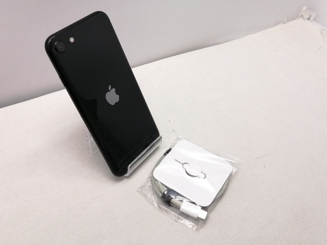 【中古】Apple docomo 【SIMロック解除済み】 iPhone SE（第2世代） 64GB ブラック MHGP3J/A（後期型番）【仙台駅東口】保証期間１ヶ月【ランクC】_5