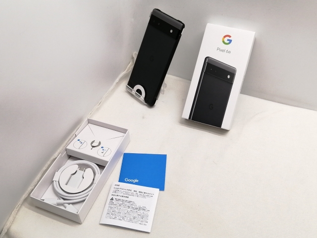 【未使用】Google au 【SIMフリー】 Pixel 6a チャコール 6GB 128GB GB17L【川越クレアモール】保証期間３ヶ月_2