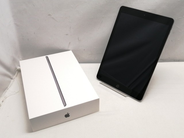 【中古】Apple iPad（第8世代） Wi-Fiモデル 128GB スペースグレイ MYLD2J/A【仙台駅東口】保証期間１ヶ月【ランクC】