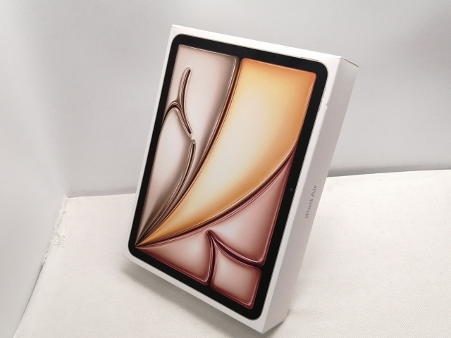 Apple iPad Air 10.9インチ 64GB スターライト 10.9インチiPad Air Wi