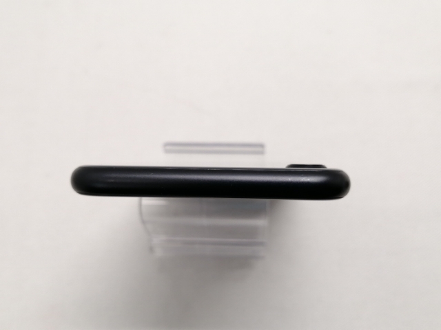 【中古】Apple au 【SIMロック解除済み】 iPhone SE（第2世代） 64GB ブラック MHGP3J/A（後期型番）【仙台イービーンズ】保証期間１ヶ月【ランクA】_4