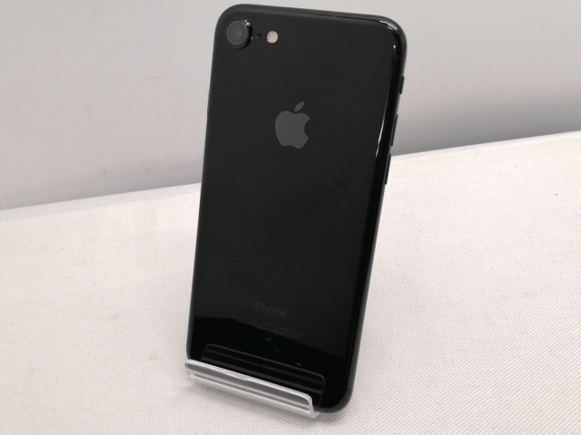 iPhone 7 ジェットブラック 32GB SIMロック解除済み iPhone7