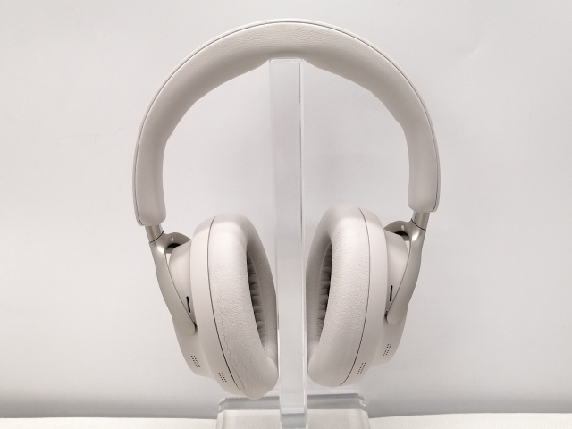 BOSE ヘッドホン QUIETCOMFORT ULTRA WHITE SMO… Bose QuietComfort