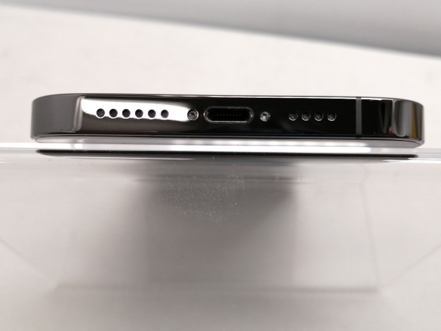 【中古】Apple SoftBank 【SIMフリー】 iPhone 13 Pro Max 512GB グラファイト MLJQ3J/A【仙台駅東口】保証期間１ヶ月【ランクC】_4