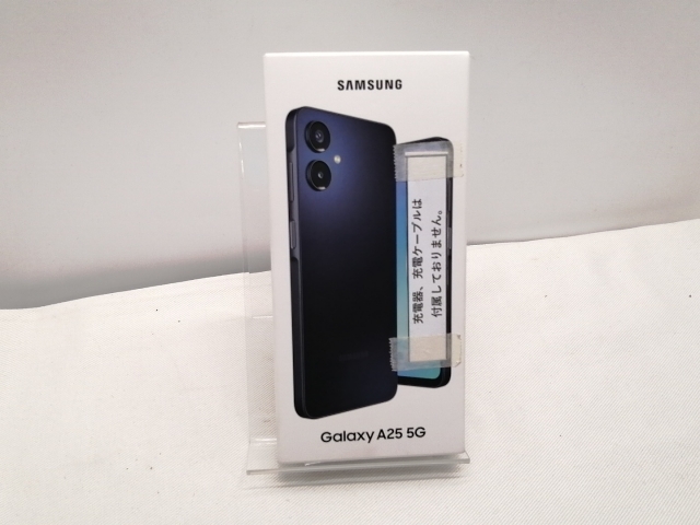 FCNT arrows We2 ネイビーグリーン au FCG02 4GB 64 中古〕FCNT arrows