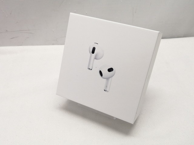 【未使用】Apple AirPods（第3世代） MagSafe充電ケース MME73J/A【高崎モントレー】保証期間１週間