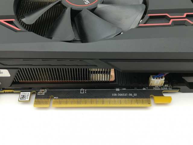 【中古】SAPPHIRE RADEON RX VEGA 56 8G HBM2 HDMI/TRIPLE DP(21276-00-20G) RX VEGA 56/8GB(HBM2)/PCI-E【三宮センター】保証期間１週間