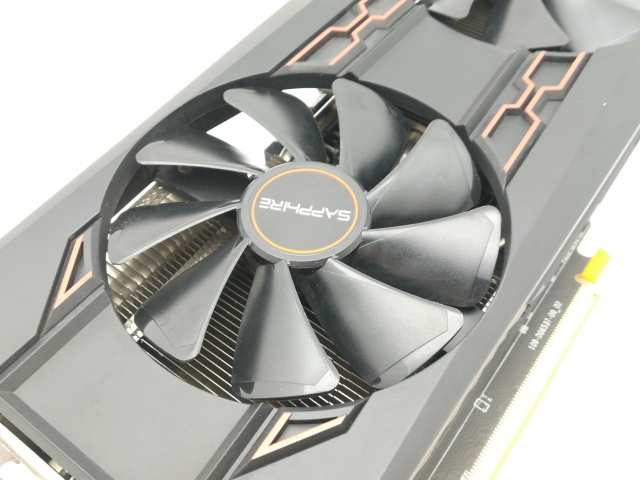 【中古】SAPPHIRE RADEON RX VEGA 56 8G HBM2 HDMI/TRIPLE DP(21276-00-20G) RX VEGA 56/8GB(HBM2)/PCI-E【三宮センター】保証期間１週間