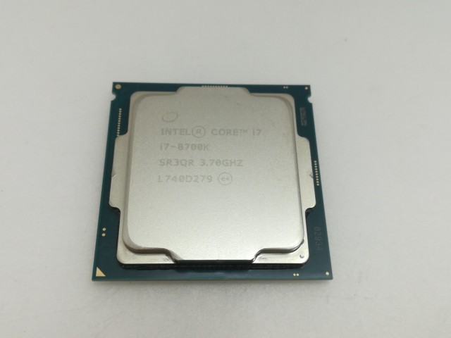 【中古】Intel Core i7-8700K (3.7GHz/TB:4.7GHz) bulk LGA1151/6C/12T/L3 12M/UHD630/TDP95W【大須】保証期間１週間