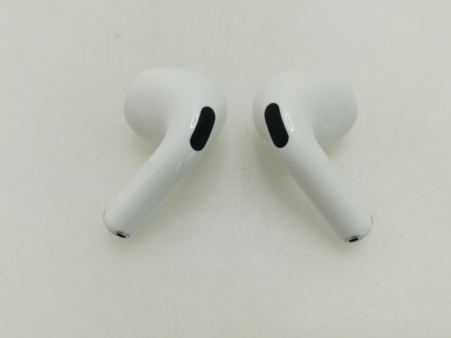 【中古】Apple AirPods 4 アクティブノイズキャンセリング搭載モデル MXP93J/A【大須】保証期間１ヶ月