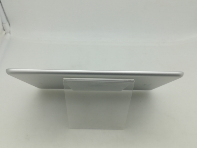 【中古】Apple 【Wi-Fi】 iPad（第6世代/2018） 32GB シルバー MR7G2J/A【大須】保証期間１ヶ月【ランクB】_5