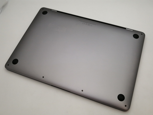 中古】Apple MacBook Pro 13インチ M2(CPU:8C/GPU:10C) 8GB/512GB 