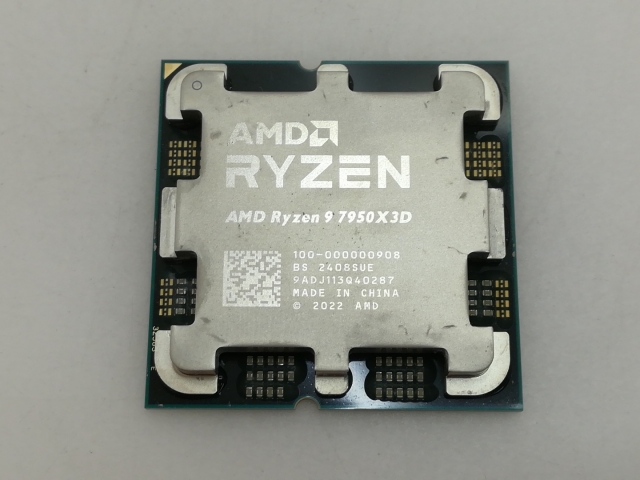 【中古】AMD Ryzen 9 7950X3D (4.2GHz/TC:5.7GHz) BOX AM5/16C/32T/L3 128MB/Radeon Graphics/TDP 120W【大須】保証期間１週間