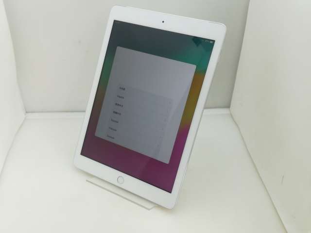 【中古】Apple 海外版 【SIMフリー】 iPad（第6世代/2018） 128GB シルバー【大須】保証期間１ヶ月【ランクB】