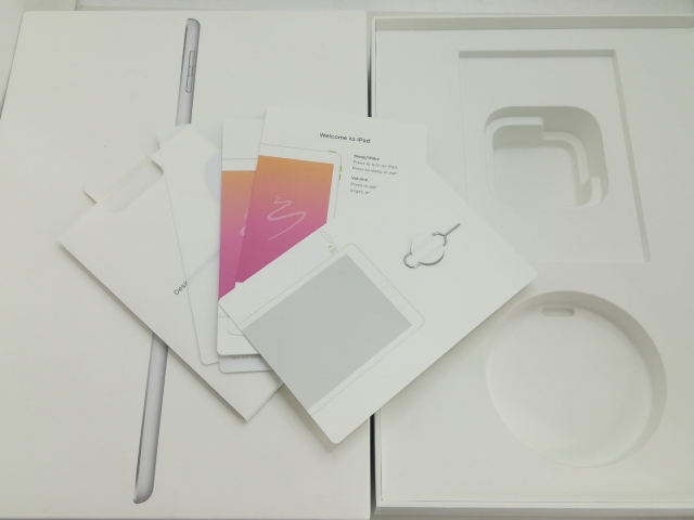 【中古】Apple 海外版 【SIMフリー】 iPad（第6世代/2018） 128GB シルバー【大須】保証期間１ヶ月【ランクB】_8