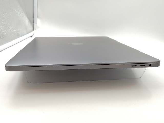 MacBook Pro 16インチ（Late2019）スペースグレイ