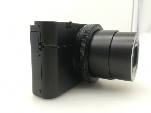【中古】SONY Cyber-Shot DSC-RX100【大須】言いはなつ継続期間１ヶ月【位置づけるB】