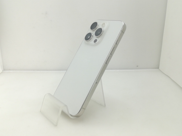 【中古】Apple 国内版 【SIMフリー】 iPhone 15 Pro 256GB ホワイトチタニウム MTUD3J/A【博多】保証期間１ヶ月【ランクB】