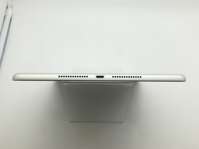 【中古】Apple 【Wi-Fi】 iPad（第8世代/2020） 32GB シルバー MYLA2J/A【大須】保証期間１ヶ月【ランクA】_4