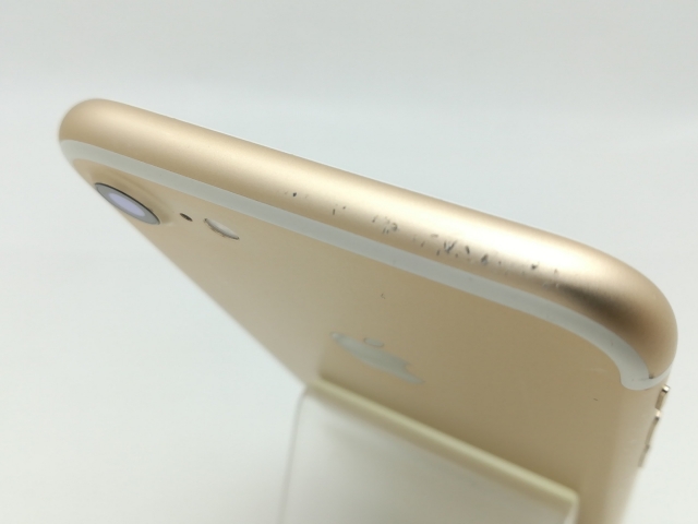 iPhone7 MNCE2J/A SIMロックあり iPhone 7 【SIMロック解除済】Apple iPhone7 MNCF2J/A A1779 au