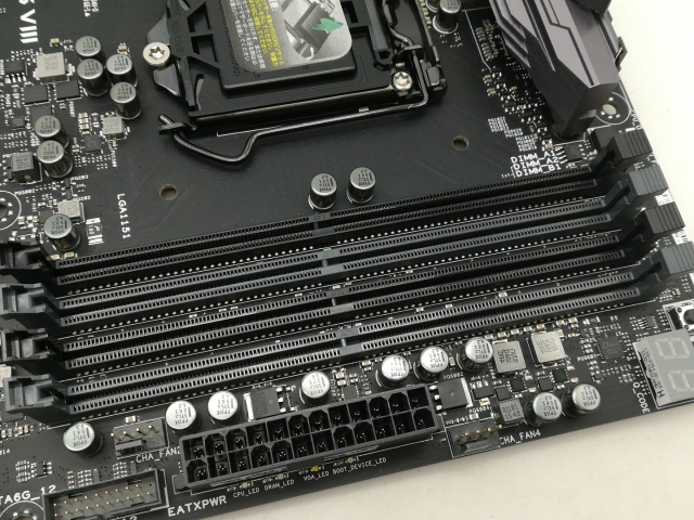 【中古】ASUS MAXIMUS VIII HERO Z170/LGA1151(DDR4)/M.2/SATA Express/USB 3.1(Type-A,C)/ATX 【大須】保証期間１週間_4
