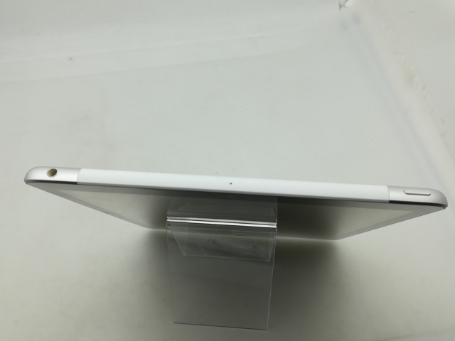 【中古】Apple docomo 【SIMフリー】 iPad（第9世代/2021） 256GB シルバー MK4H3J/A【大須アメ横】保証期間１ヶ月【ランクC】_2