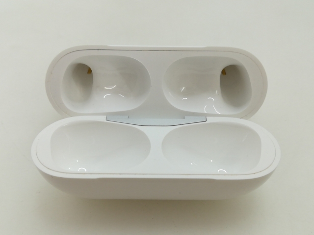 【中古】Apple AirPods Pro 第2世代（2023/USB-C） MTJV3J/A【大須アメ横】保証期間１ヶ月
