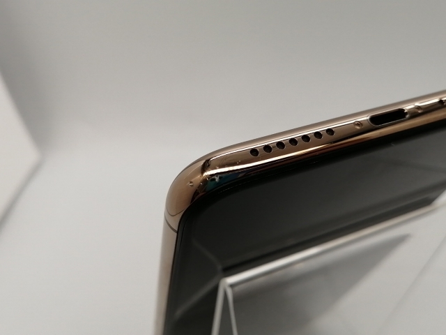 Apple iPhone XS ゴールド 256GB ドコモ ロック解除済 【公式通販】