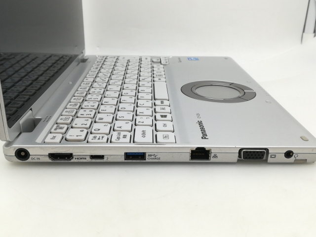 中古】Panasonic Let's note QV1 CF-QV1RDEVS【i5-1145G7 8G 256G(SSD