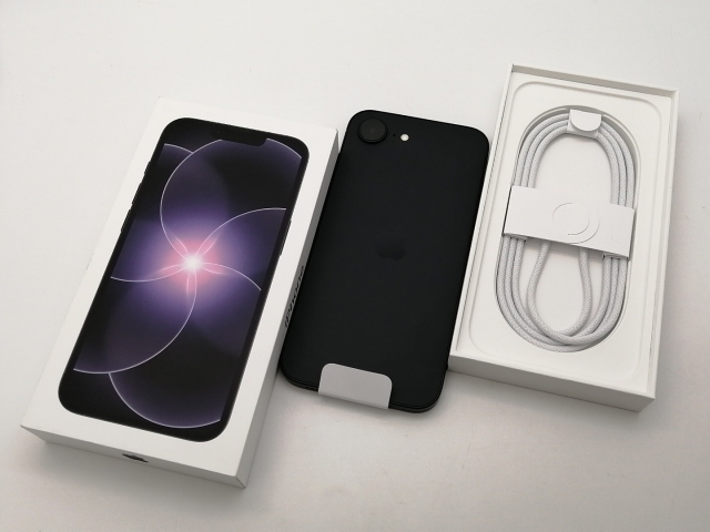 未使用】Apple 国内版 【SIMフリー】 iPhone 17e 256GB ブラック 