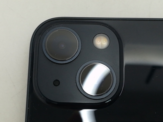 中古】Apple docomo 【SIMフリー】 iPhone 13 128GB ミッドナイト