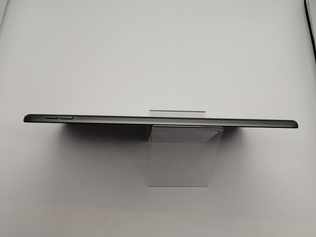 【中古】Apple 【Wi-Fi】 iPad（第8世代/2020） 32GB スペースグレイ MYL92J/A【大須アメ横】保証期間１ヶ月【ランクB】_3
