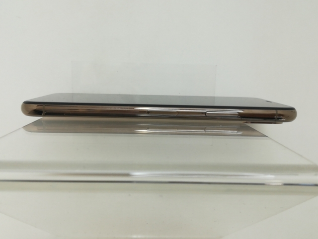 【中古】Apple 国内版 【SIMフリー】 iPhone XS 64GB ゴールド MTAY2J/A【京都】保証期間１ヶ月【ランクB】_3