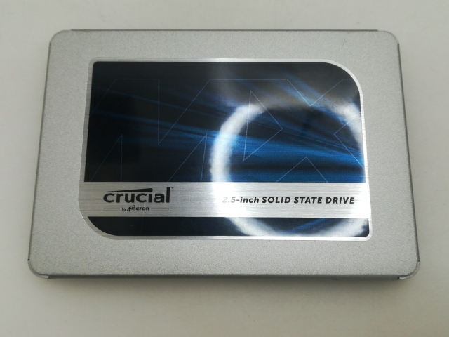 【中古】Crucial MX500 CT500MX500SSD1 500GB/SSD/6GbpsSATA/2018年1月/3D TLC【大須】保証期間１週間