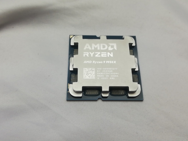 【中古】AMD Ryzen 9 9950X (4.3GHz/TC:5.7GHz) BOX AM5/16C/32T/L3 64MB/Radeon Graphics/TDP 170W【秋葉3号】保証期間１週間