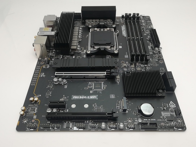 【中古】MSI PRO B650-S WIFI B650/AM5/ATX【秋葉3号】保証期間１週間 10,124円