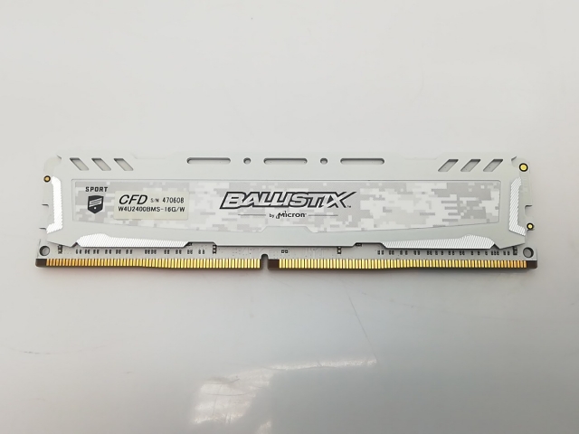 【中古】DDR4 16GB PC4-19200(DDR4-2400)【デスクトップPC用】【秋葉3号】保証期間１週間