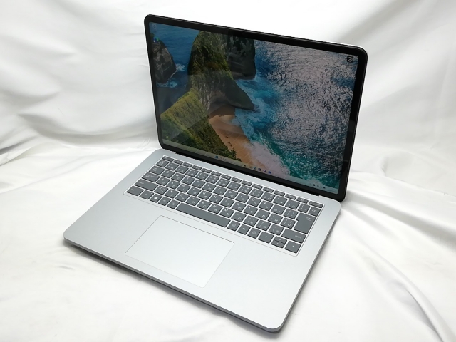【中古】Microsoft Surface Laptop Studio 【i5 11300H 16G 256G】 TNX-00018【秋葉3号】保証期間１ヶ月【ランクA】