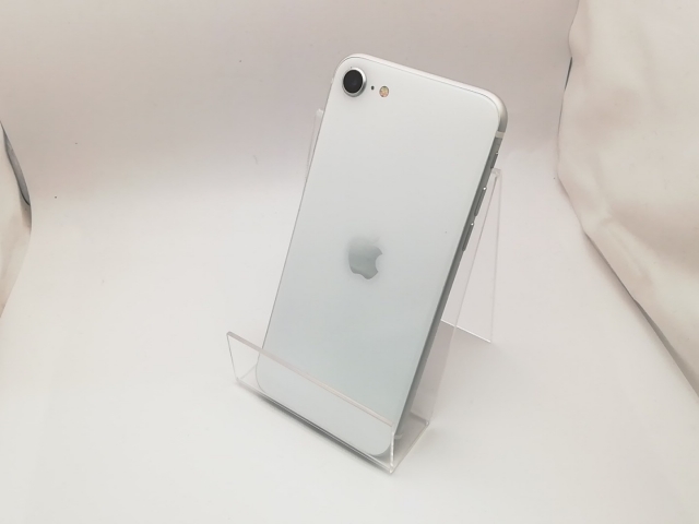 【中古】Apple docomo 【SIMロック解除済み】 iPhone SE（第2世代） 64GB ホワイト MHGQ3J/A（後期型番）【秋葉3号】保証期間１ヶ月【ランクB】