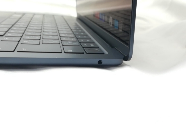 中古】Apple MacBook Air 13インチ CTO (M2,2022) ミッドナイト M2(CPU