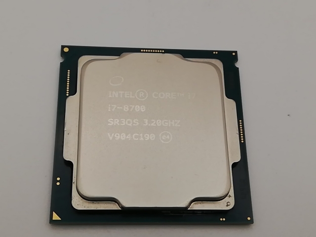 【中古】Intel Core i7-8700 (3.2GHz/TB:4.6GHz) BOX LGA1151/6C/12T/L3 12M/UHD630/TDP65W【秋葉3号】保証期間１週間