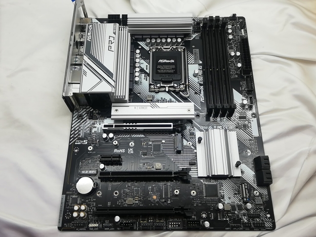 【中古】ASRock B760 Pro RS B760(DDR5)/LGA1700/ATX【秋葉3号】保証期間１週間
