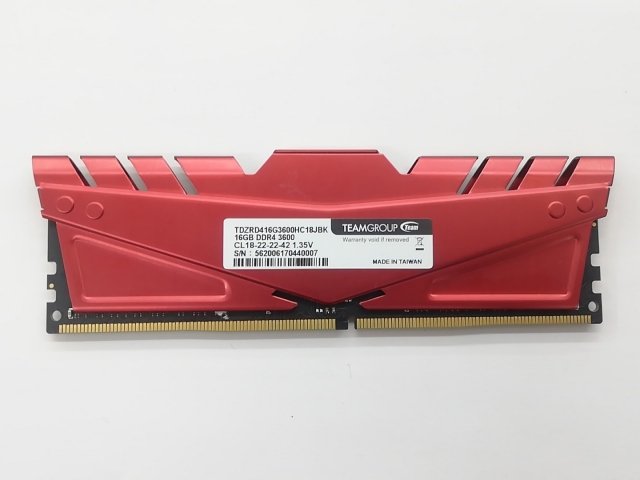 【中古】DDR4 16GB PC4-28800(DDR4-3600)【デスクトップPC用】【秋葉3号】保証期間１週間_1